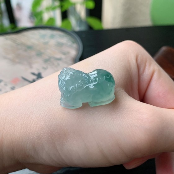 飘蓝花貔貅吊坠